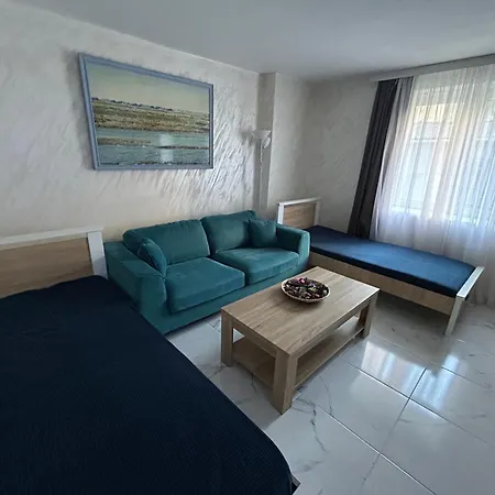 Sweet White In Belgrád